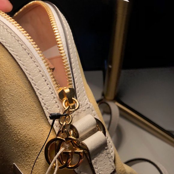 Gucci  - Small Ophidia GG Supreme Bag - Picture 10 of 13